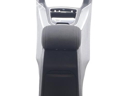 Middle console PEUGEOT 308 II (LB_, LP_, LW_, LH_, L3_) 1.2 THP 130 | BP29474359I22 
