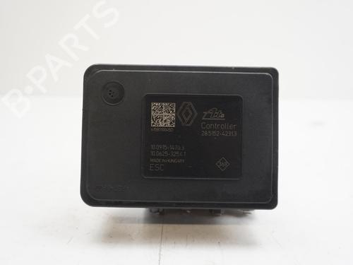 Used ABS pump ABS pump RENAULT MEGANE IV Hatchback (B9A/M/N_) 1.5 dCi 110 (B9A3) (110 hp) 18177189 18177189