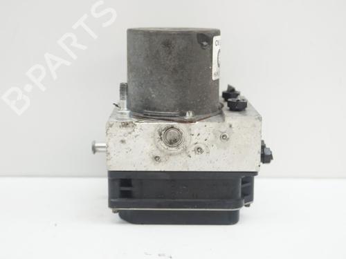 Used ABS pump ABS pump HYUNDAI SANTA FÉ II (CM) 2.2 CRDi GLS 4x4 (150 hp) 18177276 18177276