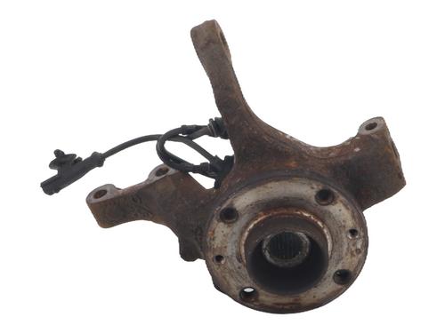 left-front-steering-knuckle-dacia-sandero-2008-33128045 main image