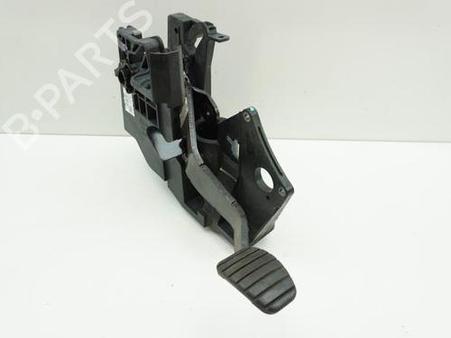 bremsepedal RENAULT TWINGO III (BCM_, BCA_) 1.0 SCe 70 (BCMB) | BP18193042I19 