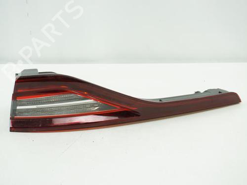 Højre baglygte bagklap RENAULT MEGANE IV Hatchback (B9A/M/N_) 1.5 dCi 110 (B9A3) (110 hp) 18181555