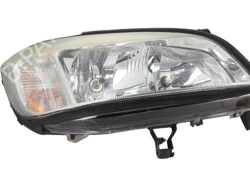 Used Right headlight OPEL ZAFIRA A MPV (T98) 2.2 DTI 16V (F75) (125 hp) 19322843