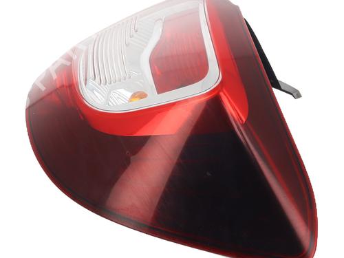 right-taillight-dacia-sandero-ii-2012-33773438 main image