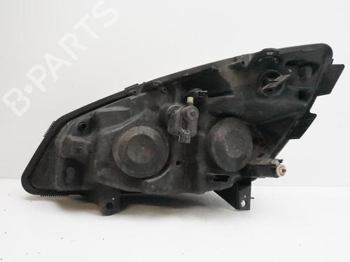 Right headlight RENAULT SCÉNIC II (JM0/1_) 1.9 dCi | BP18195210C29 