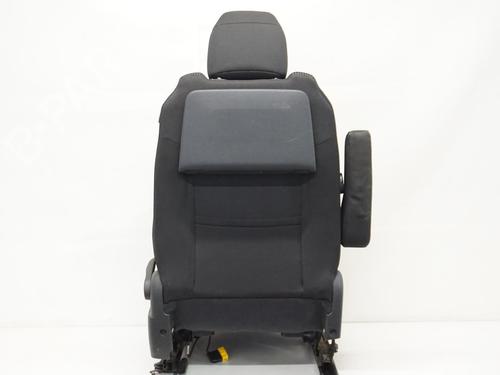 Used Left front seat PEUGEOT 5008 (0U_, 0E_) 1.6 HDi (110 hp) 18192622