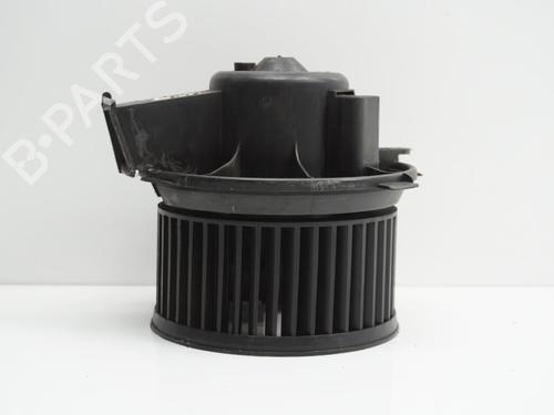 Moteur de chauffage PEUGEOT 206 Hatchback (2A/C) 1.4 i (75 hp) 18195924