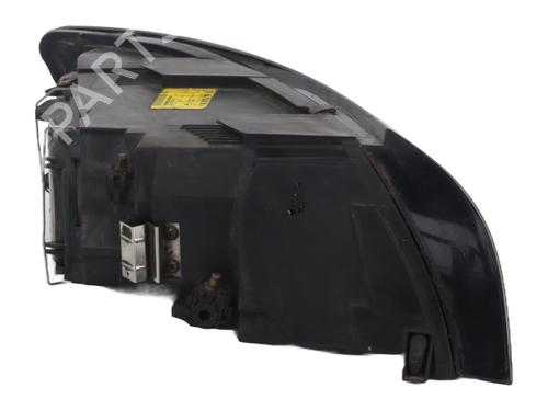 Used Left headlight Left headlight VOLVO V50 (545) 2.0 D (136 hp) 32298660 32298660