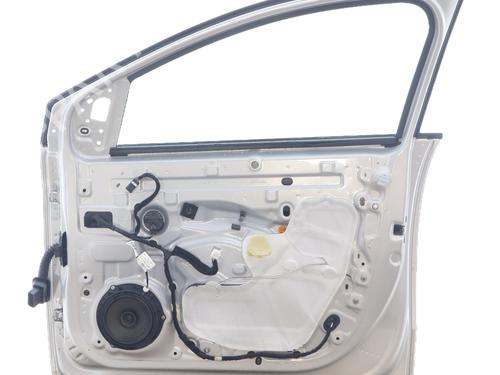 Used Right front door Right front door DACIA SANDERO III 1.0 TCe 100 ECO-G (101 hp) 40055746 40055746