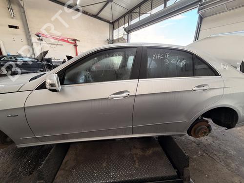 Used Left front door Left front door MERCEDES-BENZ E-CLASS (W212) E 200 CDI / BlueTEC (212.005, 212.006) (136 hp) 39980256 39980256