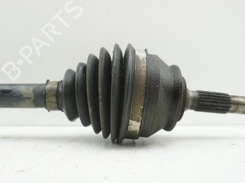 Used Right front driveshaft CITROËN C3 III (SX) 1.5 BlueHDi 100 (SXYHYP, SXYHTU) (102 hp) 18176462