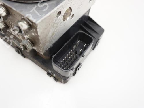 ABS pump HYUNDAI SANTA FÉ I (SM) 2.0 CRDi 4x4 | BP18172599M43 