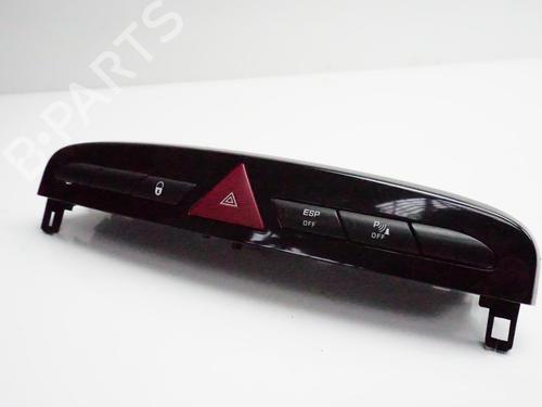 Used Warning switch Warning switch PEUGEOT 308 I (4A_, 4C_) 2.0 HDi (163 hp) 18188665 18188665