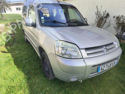 Front right lock CITROËN BERLINGO / BERLINGO FIRST MPV (MF_, GJK_, GFK_) 2.0 HDI 90 (MFRHY) | BP18192440C97 