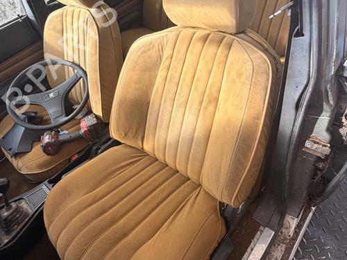 Used Left front seat Left front seat PEUGEOT 604 (561A_) 2.7 SL (136 hp) 40019080 40019080