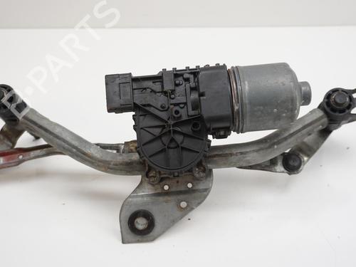 Used Front wiper motor Front wiper motor RENAULT TWINGO II (CN0_) 1.5 dCi (CN0E) (64 hp) 18188459 18188459