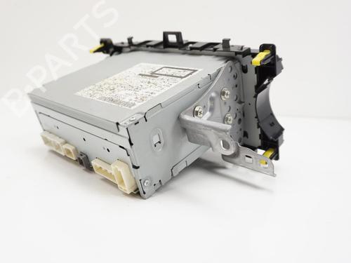 Used Radio TOYOTA YARIS (_P13_) 1.0 (KSP130_, KSP130) (69 hp) 18195594