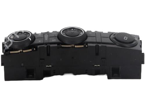 Used Climate control Climate control VW CRAFTER 30-50 Van (2E_) 2.0 TDI (136 hp) 19436378 19436378