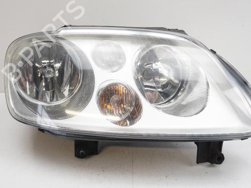 Right headlight VW TOURAN (1T1, 1T2) 2.0 TDI | BP18180235C29 