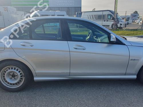 Used Right front door MERCEDES-BENZ C-CLASS (W204) C 320 CDI (204.022) (224 hp) 31016613