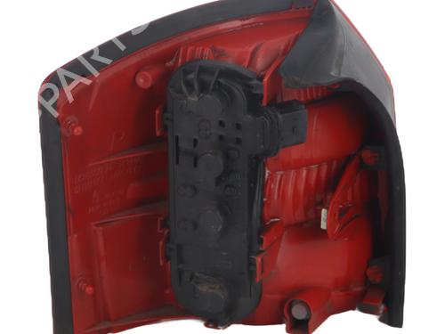 right-taillight-audi-a4-b6-avant-8e5-2000-2001-2002-2003-2004-2005-33455620 main image