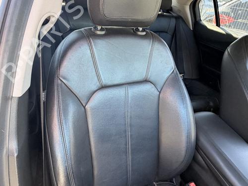 Used Right front seat Right front seat 39469917 39469917