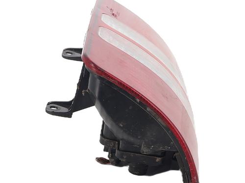 Used Right taillight Right taillight VW CADDY III Box Body/MPV (2KA, 2KH, 2CA, 2CH) 2.0 TDI 4motion (110 hp) 28476984 28476984