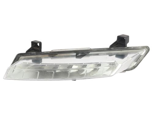 Used Left daytime light Left daytime light 39176157 39176157