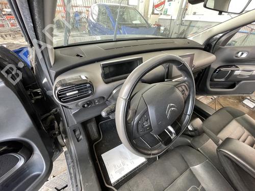 Used Dashboard Dashboard CITROËN C4 CACTUS 1.2 VTi 82 (82 hp) 26713395 26713395