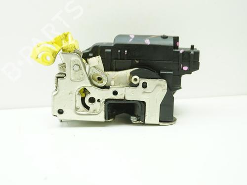 Used Rear left lock DACIA DUSTER (HS_) 1.5 dCi 4x4 (109 hp) 18178063