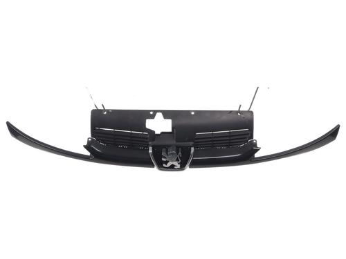 Used Grille PEUGEOT 206 Hatchback (2A/C) 2.0 HDI 90 (90 hp) 27324812