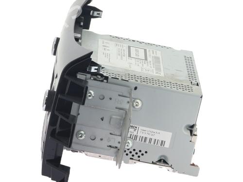 Used Radio Radio RENAULT ALASKAN 2.3 dCi 190 4x4 (U3MD) (190 hp) 35989327 35989327