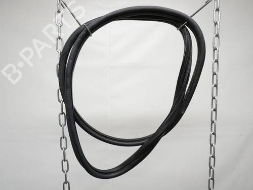Used Rubber door seal PEUGEOT 208 I (CA_, CC_) 1.6 BlueHDi 100 (100 hp) 18186150