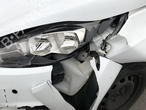 Right headlight FORD FIESTA VI (CB1, CCN) 1.5 TDCi | BP31945252C29