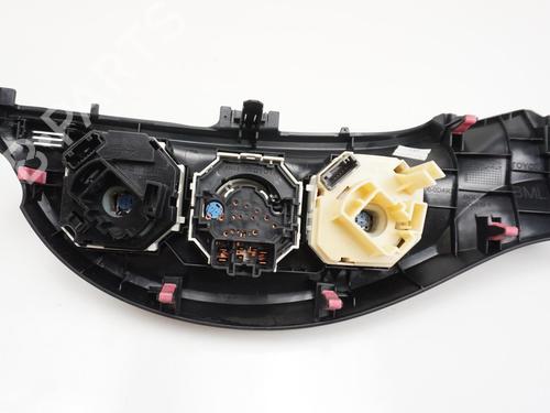 Climate control TOYOTA YARIS (_P13_) 1.0 (KSP130_, KSP130) | BP18195595I5 