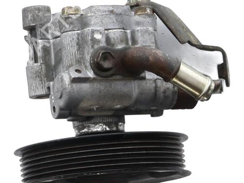 Used Steering pump Steering pump TOYOTA CELICA Coupe (_T23_) 1.8 16V VT-i (ZZT230_, ZZT230) (143 hp) 29563501 29563501