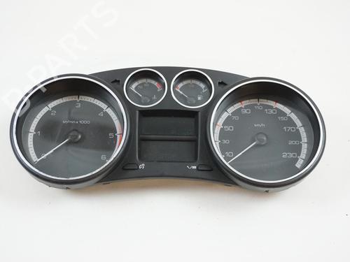 Used Instrument cluster PEUGEOT 308 I (4A_, 4C_) 1.6 HDi (90 hp) 18172967