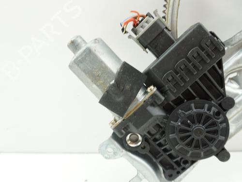Rudehejsemekanisme ventre foran OPEL ZAFIRA A MPV (T98) 1.6 16V (F75) | BP18191121C22 