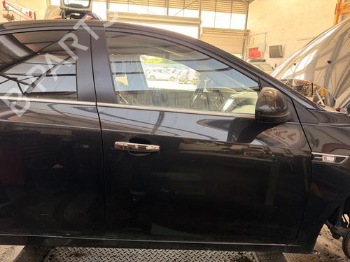 Used Right front door Right front door 38763617 38763617