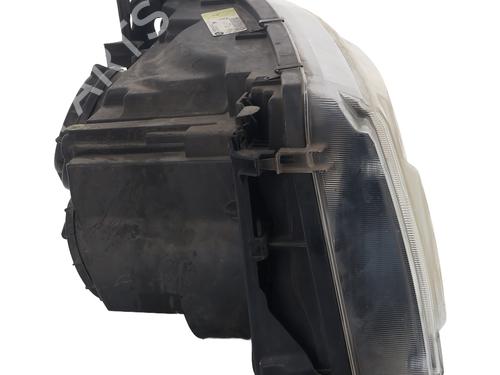 Left headlight LAND ROVER RANGE ROVER SPORT I (L320) 2.7 D 4x4 | BP28330367C28 