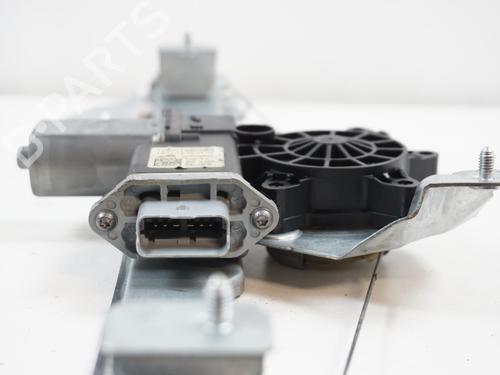 Used Front left window mechanism Front left window mechanism DACIA DUSTER (HS_) 1.5 dCi 4x4 (109 hp) 18184712 18184712