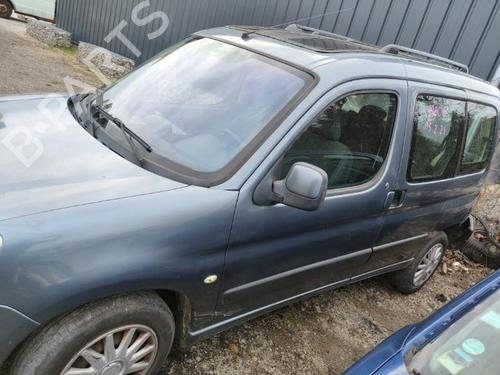 Right headlight CITROËN BERLINGO / BERLINGO FIRST MPV (MF_, GJK_, GFK_) 1.6 HDI 90 (MF9HX) | BP26231893C29 