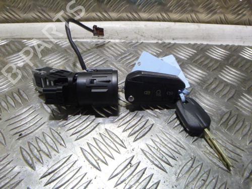 Used Ignition barrel PEUGEOT 208 I (CA_, CC_) 1.4 HDi (68 hp) 18190330