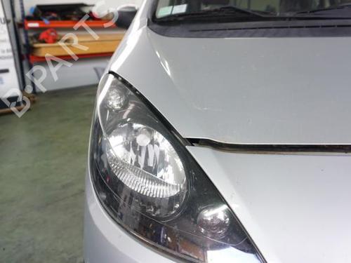 Used Right headlight Right headlight PEUGEOT 1007 (KM_) 1.6 HDi (109 hp) 18185769 18185769