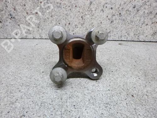 Used Left rear steering knuckle Left rear steering knuckle RENAULT CAPTUR I (J5_, H5_) 0.9 TCe 90 (90 hp) 22071547 22071547