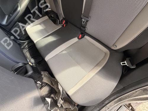 Used Rear seat Rear seat 39254835 39254835