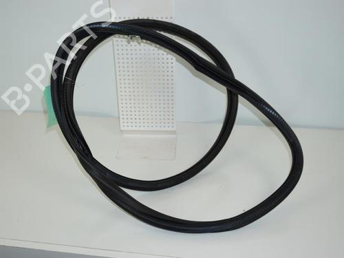 Used Rubber door seal PEUGEOT 208 I (CA_, CC_) 1.6 VTi (120 hp) 22071680