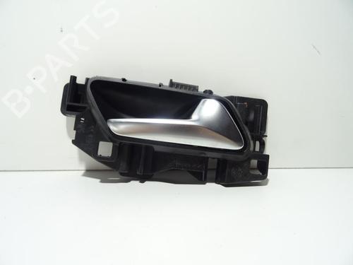 Used Front right interior door handle PEUGEOT 2008 II (UD_, US_, UY_, UJ_, UR_, UC_) 1.5 BlueHDI 130 (131 hp) 18197322