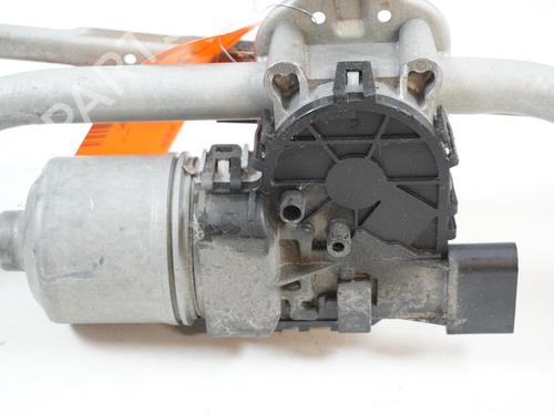 Used Front wiper motor Front wiper motor CITROËN C3 III Van (SX_, SY_) BlueHDi 100 (102 hp) 18192529 18192529
