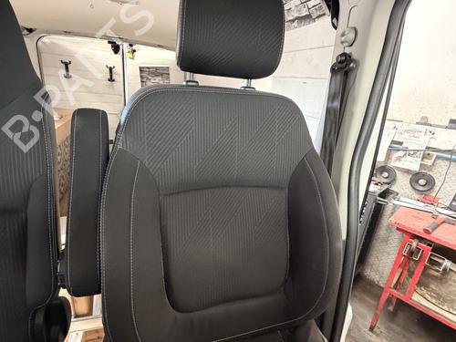 Left front seat RENAULT TRAFIC III Van (FG_) 1.6 dCi 125 (FGMH) | BP38925524C15 - Image 2